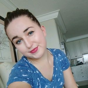 Meet your Posher, Cate